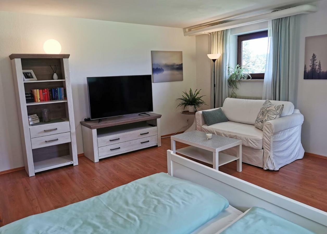 Ferienwohnung Am Eichwald ايمنستادت ام الغو المظهر الخارجي الصورة